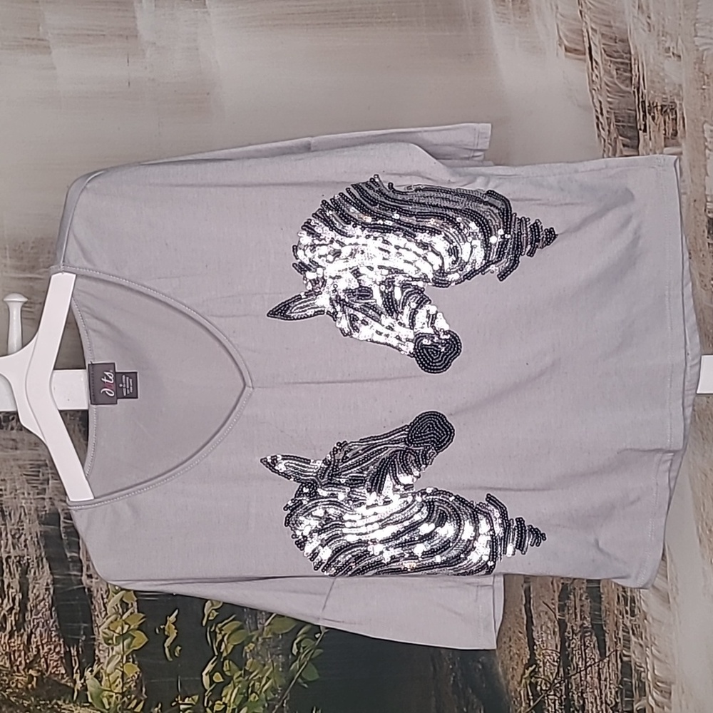 Dots Womens Small sparkly sequin bling zebra gray top